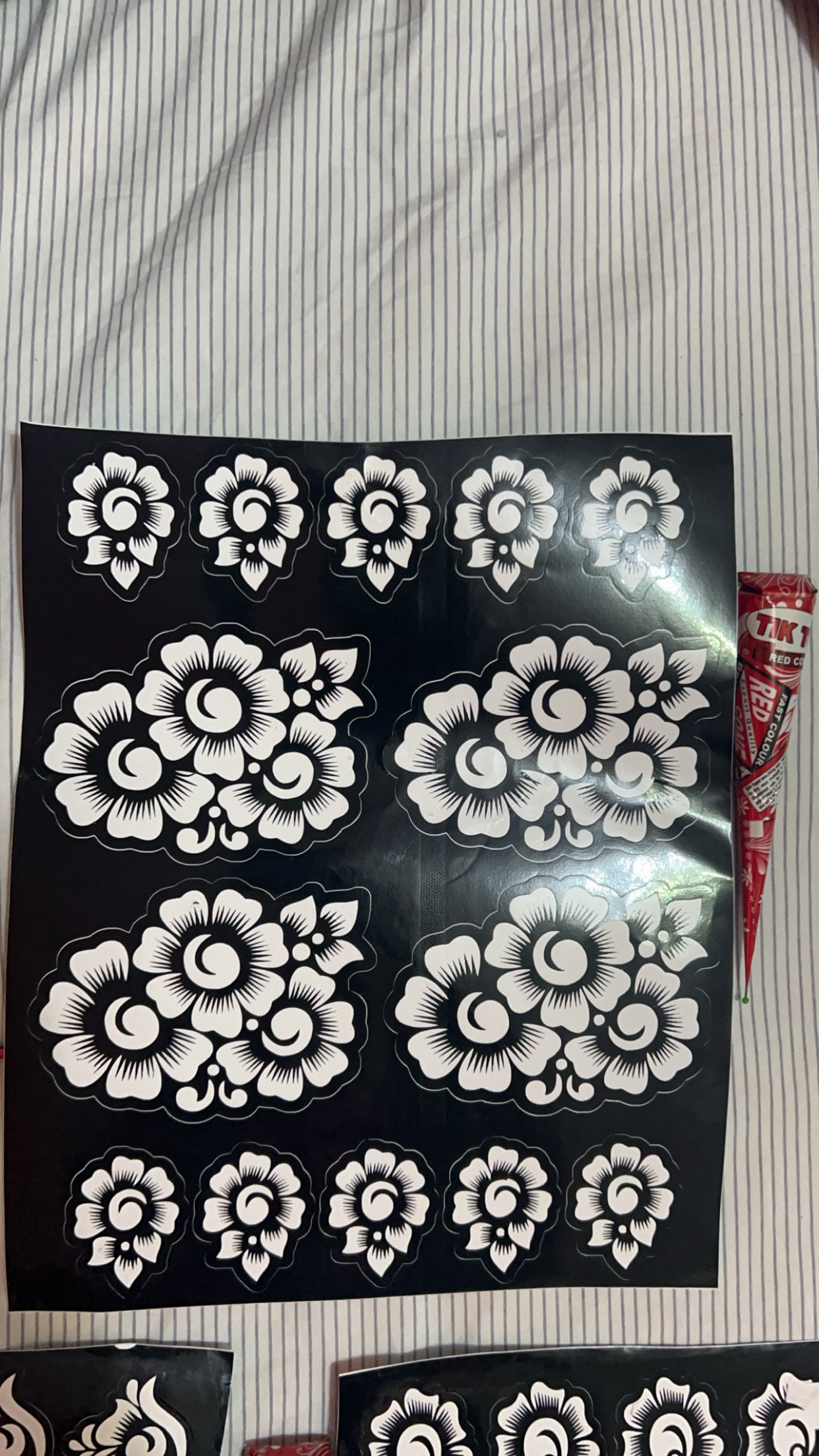Red Henna + Tatoo Stickers