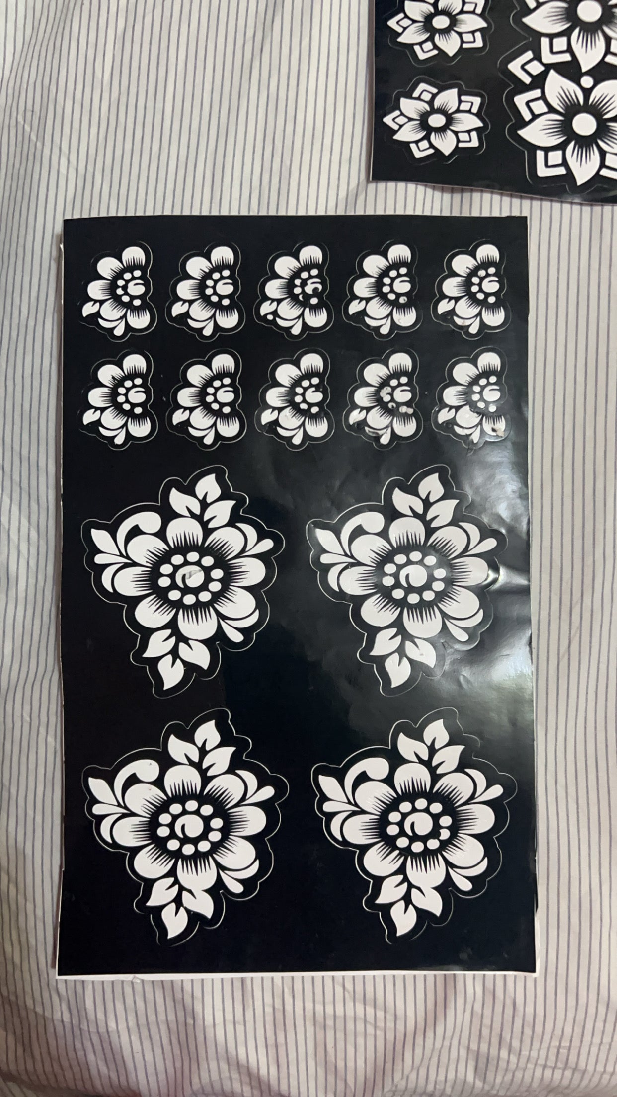 Red Henna + Tatoo Stickers